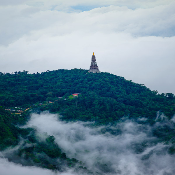 Mumbai to Mahabaleshwar taxi via Pune route